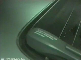 Hardcore xxx film w the samochód jest captured przez za szpiegowanie kamera