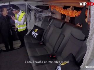 Fuckedintraffic - απόκριες γιασεμί jae με πλούσιο στήθος βρετανικό αστυνομία γυναίκα σκληρό πορνό γαμήσι σε ο αμάξι - vipsexvault