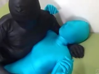 Субтитрами японська zentai fingerbanging для оргазм