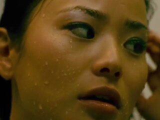 Jamie chung, นิโคล มัวร์, deja kreutzberg, briana evigan