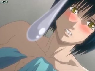 Malaking suso anime makakakuha ng malaki dildo sa loob